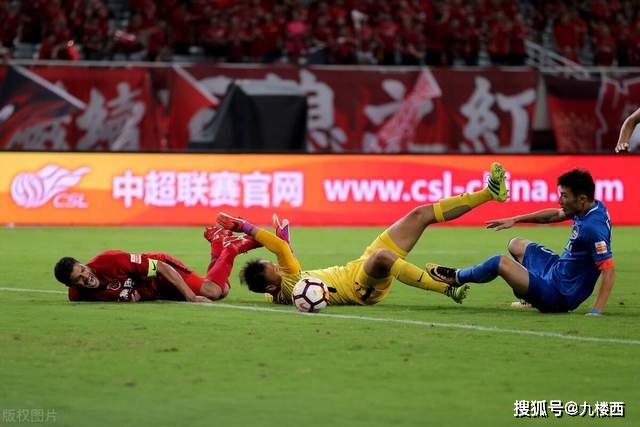 乌克兰无人机袭击俄罗斯税务中心，数据处理设施遭损